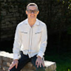 Meet your Posher, Nico